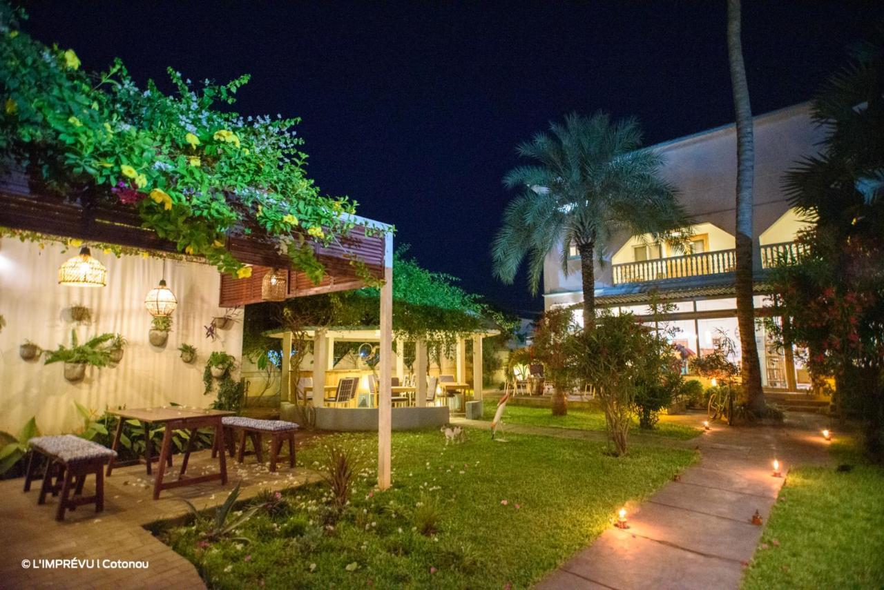 L'Imprevu Hotel Cotonou Bagian luar foto